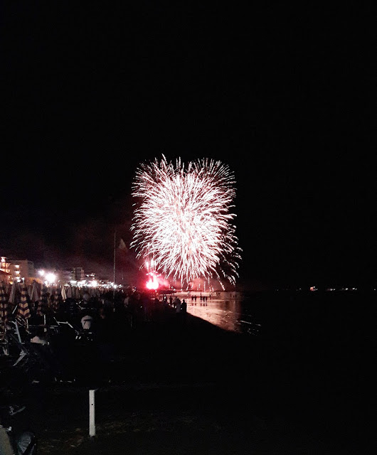 Fuochi d'artificio a Igea Marina a ferragosto