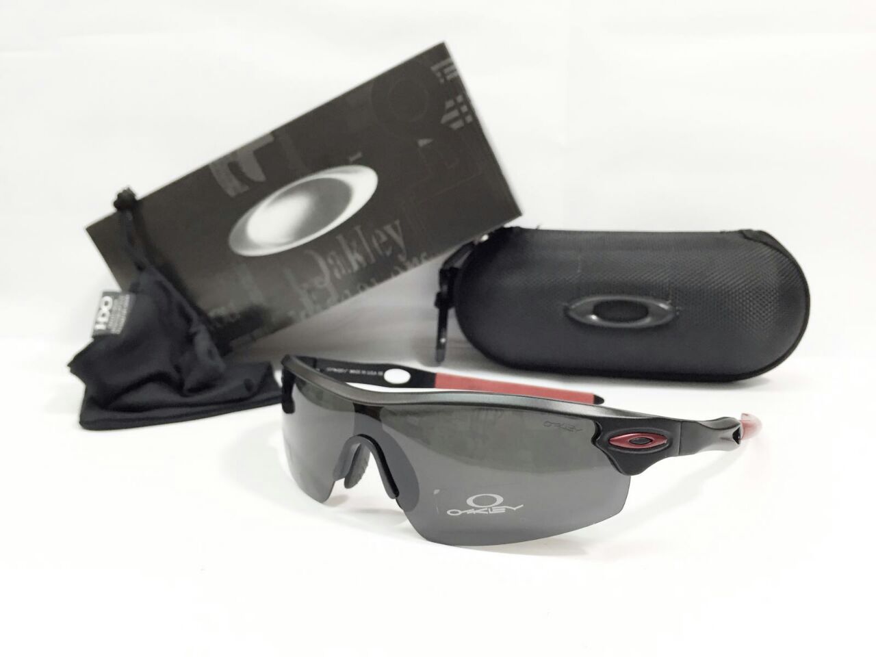 GINDA COLLECTION New Kacamata Oakley radar  titanium 