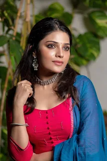 Meesaya Murukku Actress Aathmika Latest Cute HD Pics