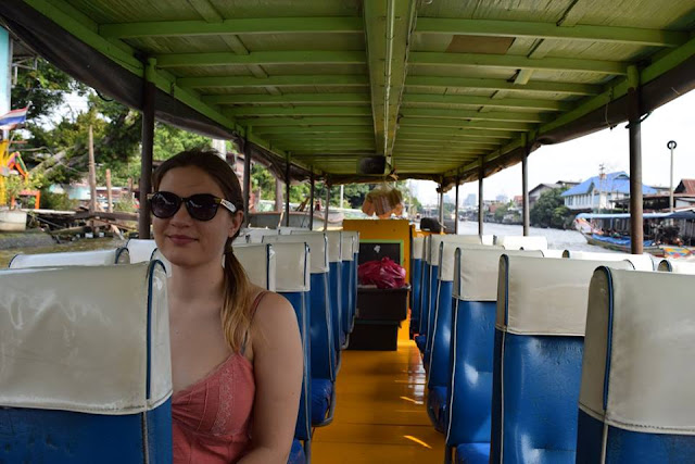 Cruising along the klong