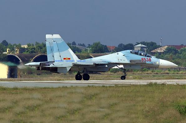 Segundo Lote: Rússia fornece caças Su-30 ao Vietnã