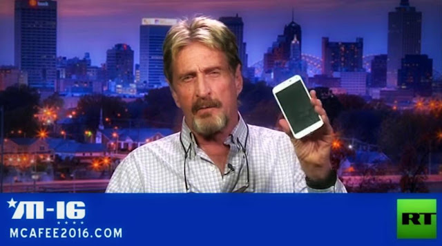 John McAfee revela cómo puede Hackear un iPhone o cualquier ordenador en 30 minutos