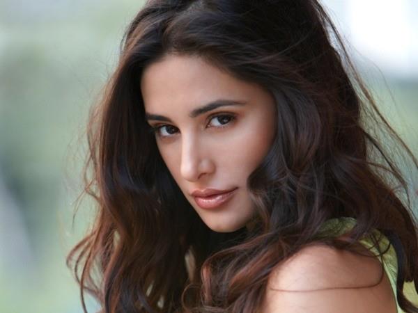 Nargis Fakhri HD Wallpapers Free Download