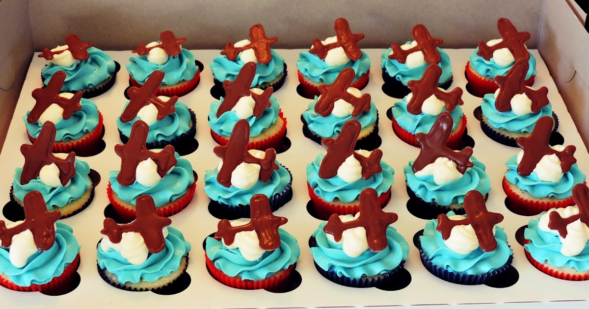 Cakes...Or Something Like That: Twin Airplane Cakes | Red and Blue Airplane Cake