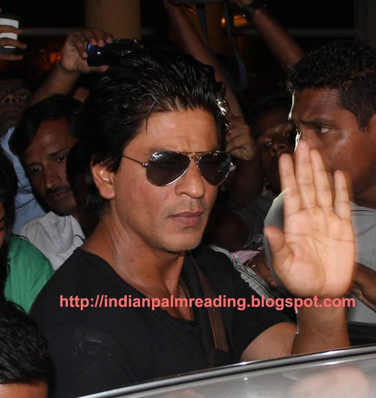 shahrukh right and left hand palmistry