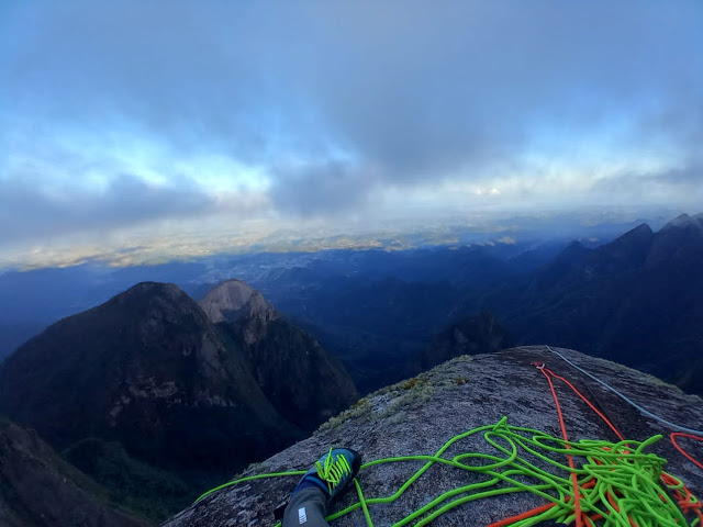 Escalada na Agulha do Diabo