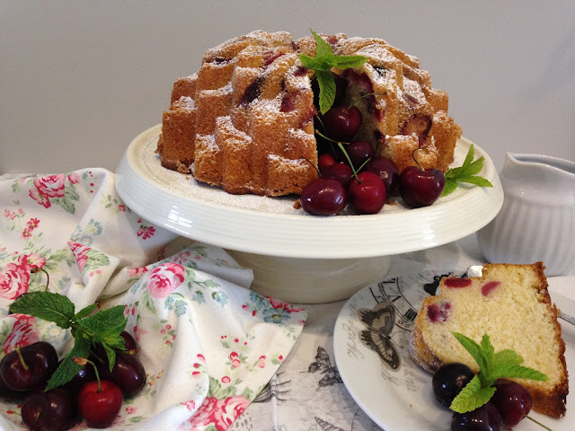 bundt cake de cerezas