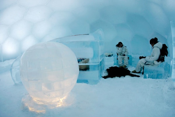 Japan-ice-hotel-04