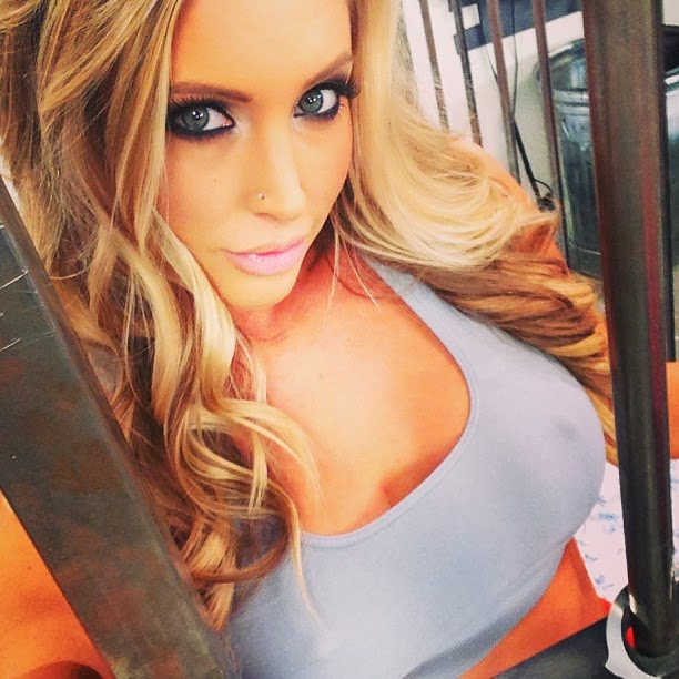 Samantha Saint