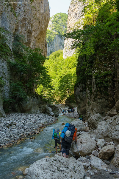 На реке Карачай