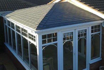 www.camberleyroofing.co.uk