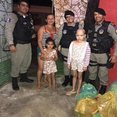 Militares do CISP de Boca da Mata/AL  entregam mantimentos para família de criança com leucemia