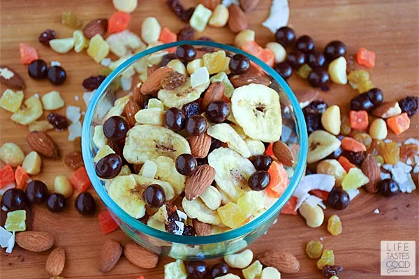 Homemade Tropical Trail Mix | by Life Tastes Good loaded with dried fruit, nuts, and dark chocolate is a better-for-you choice when you reach for a snack during the day.