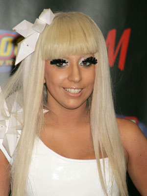 lady gaga hairstyle