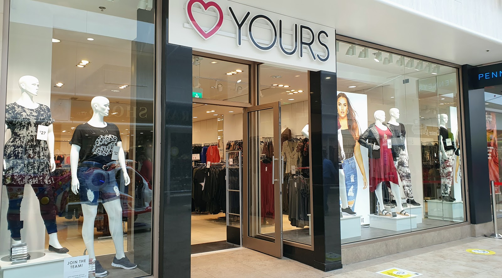 Shop window of Yours large-size super-size large ladies fashion clothing shop in Galway Shopping Centre