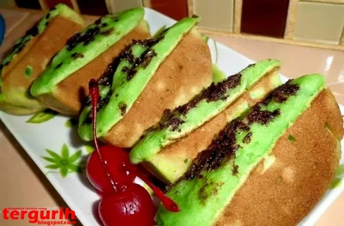 Resep dan Cara Membuat Kue Pukis Pandan