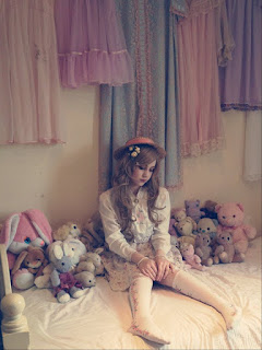 mintyfrills fashion valentine cute old school lolita pretty kawaii