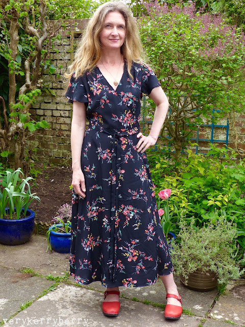 verykerryberry: Sew Over It Eve Dress Review