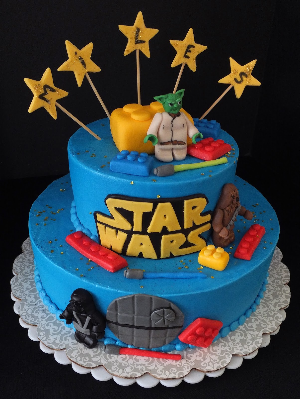 star wars wedding cake  Lego! Star Wars Lego, and edible fondant lego Mmmm! Double fun