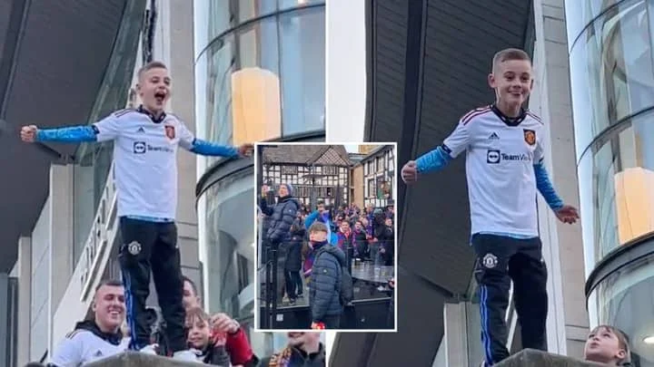 Young Man Utd fan hilariously tries to take on hundreds of Barcelona fans