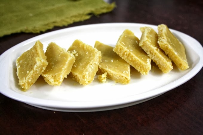 Cashewnut Halwa / Cashew Burfi / Kaju Burfi - Easy to make Diwali Sweet Recipes