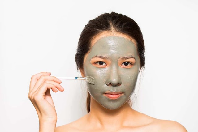 Mask for facial cleaning