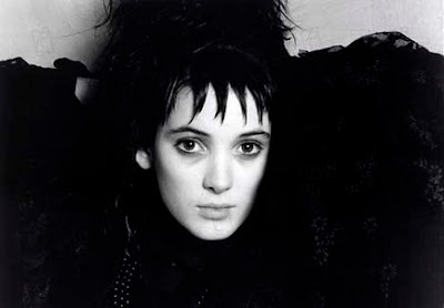 winona ryder dead