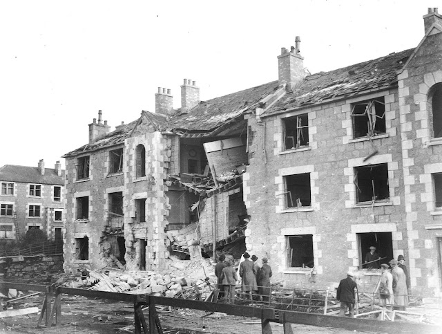 4 November 1940 worldwartwo.filminspector.com Wellington Road Blitz damage