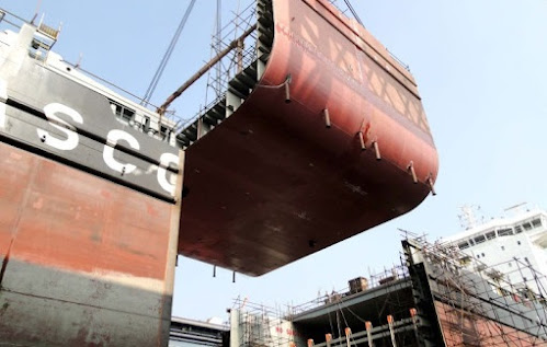 ship erection