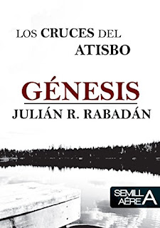 Portada del libro 'Los cruces del atisbo: Génesis'. Fondo blanco con la silueta de una arboleda negra reflejándose en el agua