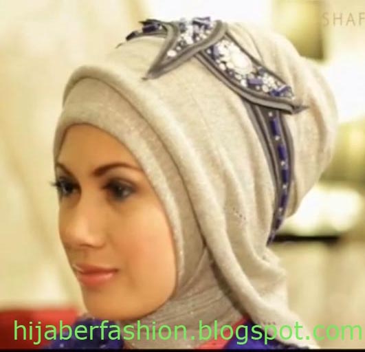 Cara Memakai Jilbab Glitter untuk Pesta  Tutorial Hijab