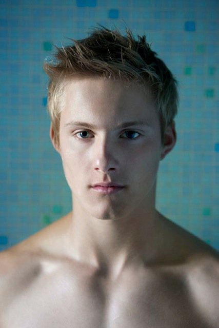 Alexander Ludwig - Images Gallery