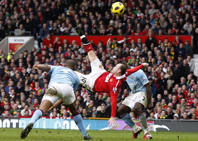 Wayne Rooney 2011 Vs Man City. Manchester City boss Roberto