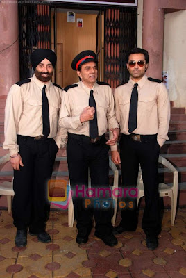 Yamla Pagla Deewana, movie