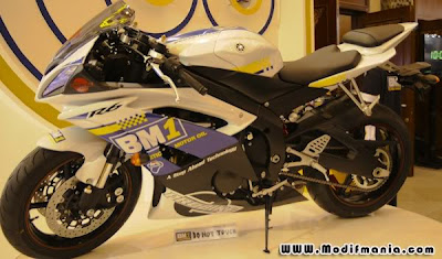 Yamaha YZF R6 BM1 Motorshow