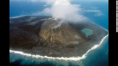 सरट्से, आइसलैंड  (Surtsey, Iceland):