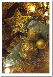 christmas_tree_decorations_2013