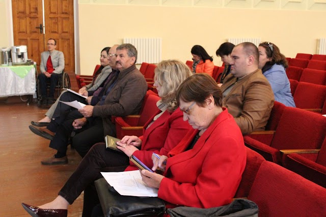 12 reprezentanți ai APL-urilor din r. Leova au fost sensibilizați privind asigurarea condițiilor de accesibilitate
