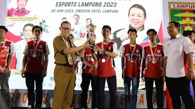 Sekdaprov Lampung Tutup E-Sport Piala Gubernur 2023, Dorong Ciptakan Bibit Muda & Mendukung Tumbuhnya Industri Olahraga Elektronik