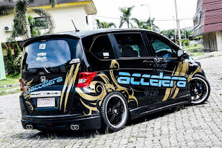 Contoh Konsep Modifikasi keren dan Sporty Mobil Honda Freed Terbaru