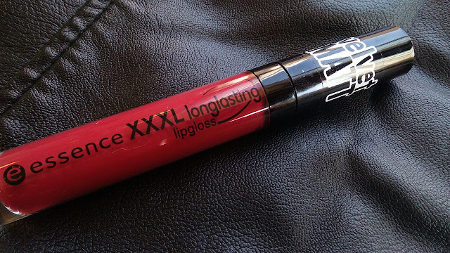 ESSENCE: XXXL longlasting lipgloss Velvet Matt ( 17 Hot Brownie ) 