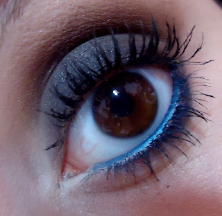 smokey eye com azul