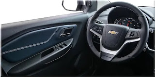 Console central do Chevrolet Spin 2023 com a central multimídia MyLink