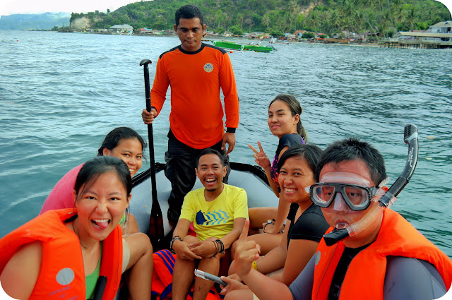 Berenang Manja Bareng Whale Shark alias Hiu Paus di Botubarani Gorontalo Gemulai Manja WHALE SHARK di Botubarani Gorontalo