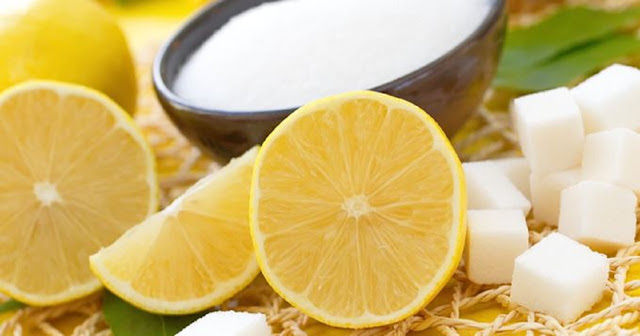 PLUS DE 20 CHOSES QUE VOUS N’AURIEZ JAMAIS PENSÉ FAIRE AVEC UN SIMPLE CITRON