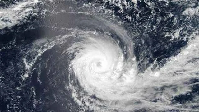 पश्चिम भारत में चक्रवाती तूफान अगले 12घंटे के भीतर गंभीर बननेकी उम्मीद