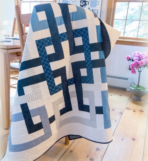  Movement in Squares - Free Quilt Pattern 