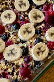 Berry Banana Oatmeal Bake: Savory Sweet and Satisfying