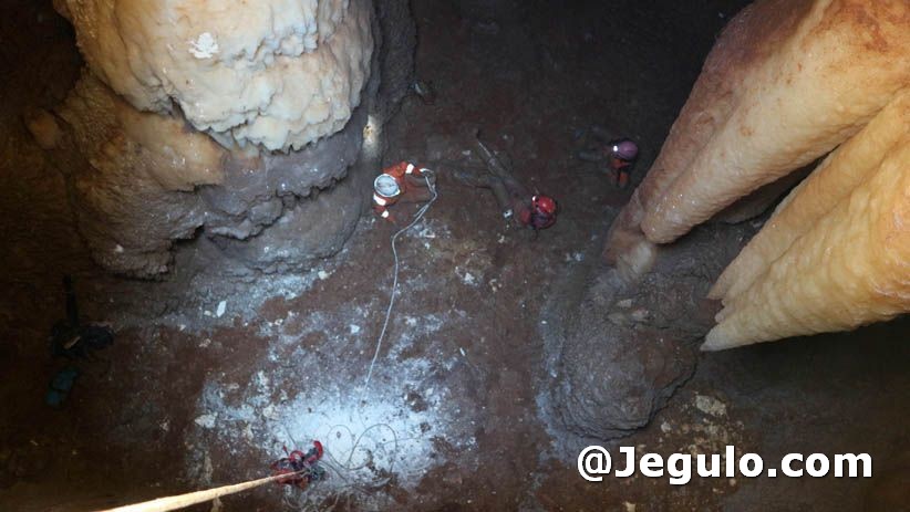 Heboh Penemuan Gua Kristal Terbesar di Desa Jadi Tuban