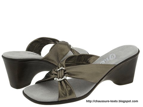 Chaussure texto:GF584013